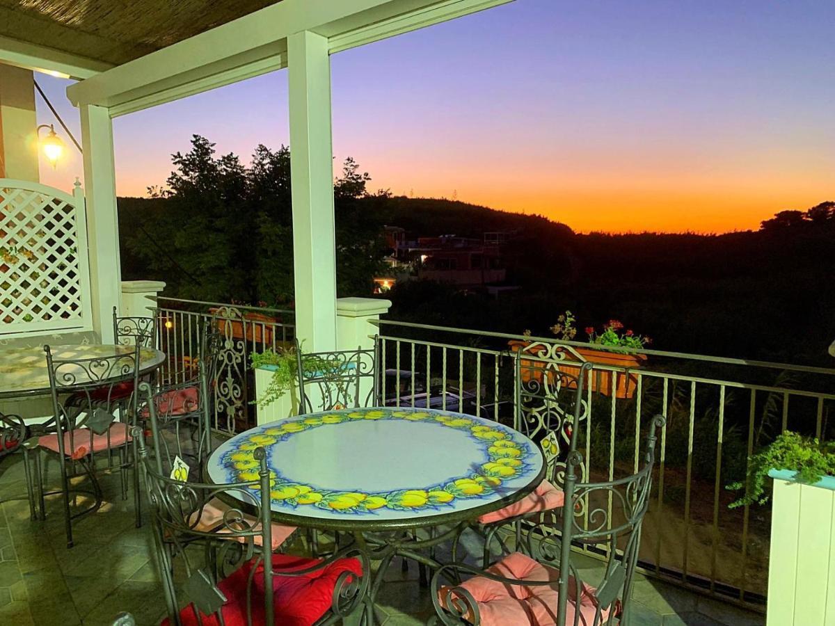 Hotel Isolabella فينتوتيني المظهر الخارجي الصورة