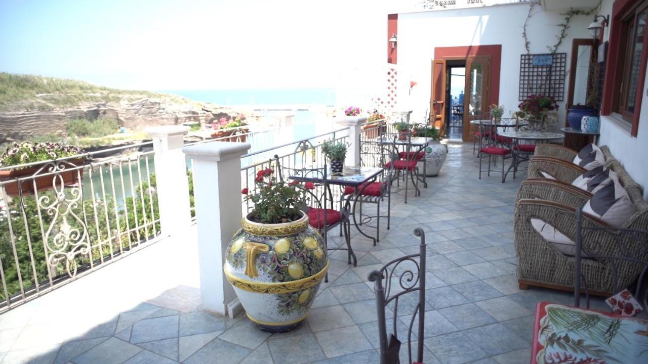 Hotel Isolabella فينتوتيني المظهر الخارجي الصورة