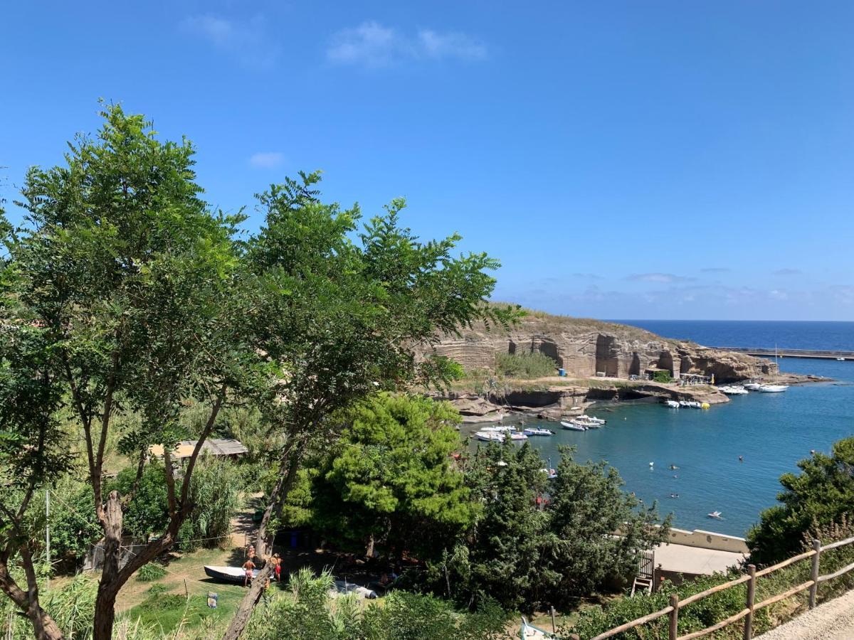 Hotel Isolabella فينتوتيني المظهر الخارجي الصورة