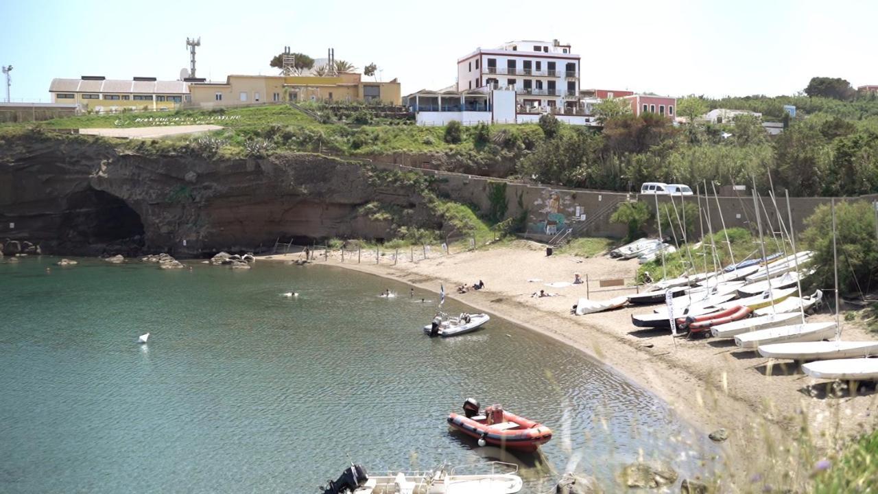 Hotel Isolabella فينتوتيني المظهر الخارجي الصورة