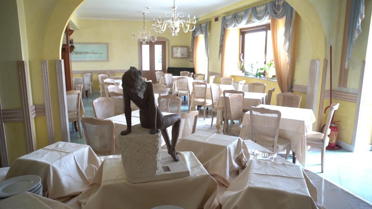 Hotel Isolabella فينتوتيني المظهر الخارجي الصورة
