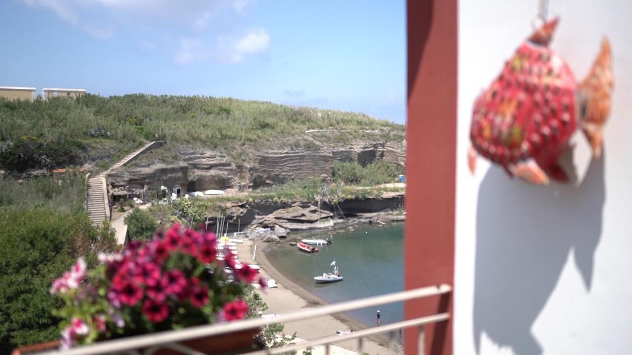 Hotel Isolabella فينتوتيني المظهر الخارجي الصورة