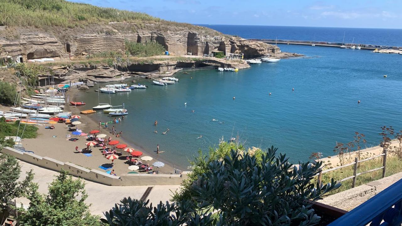 Hotel Isolabella فينتوتيني المظهر الخارجي الصورة